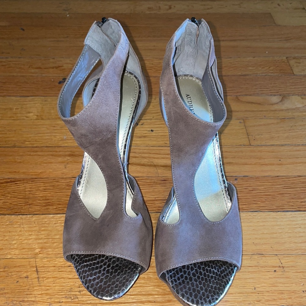 Audrey Brooke heels